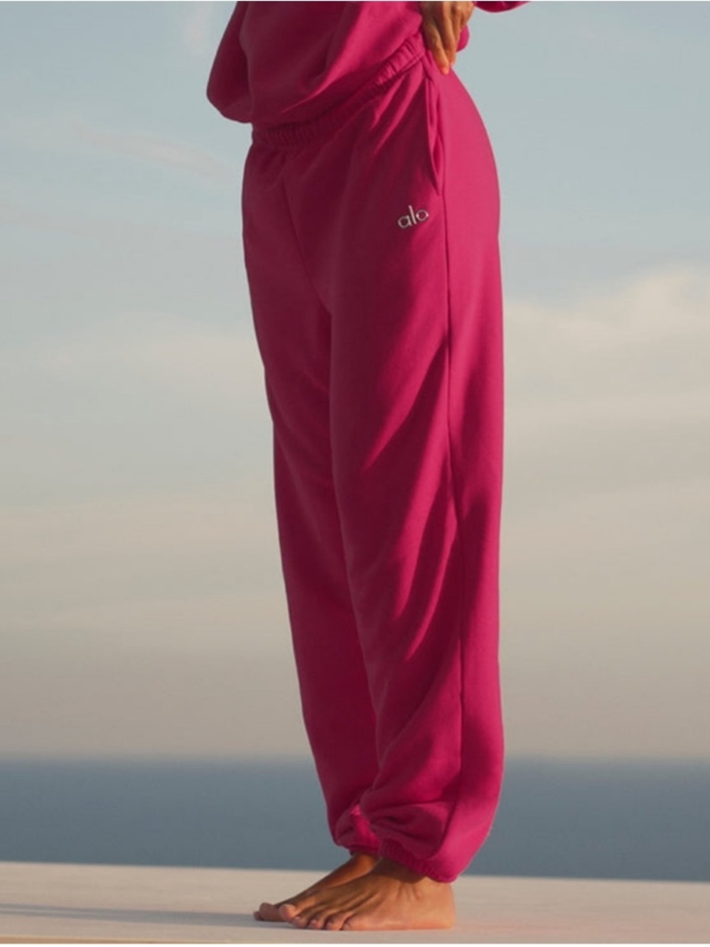 NWT Alo Yoga Accolade Sweatpants Pink Summer Crush XS